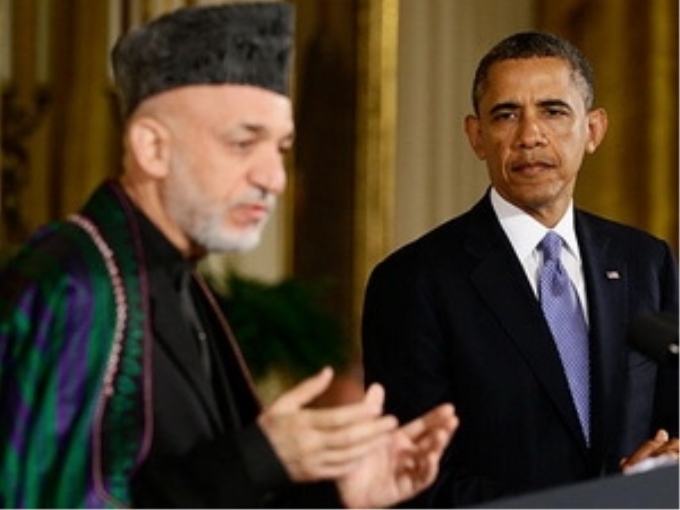 Tổng thống Karzai hội đàm với người đồng cấp Mỹ Obama hồi đầu tháng 1. (Nguồn: AP)