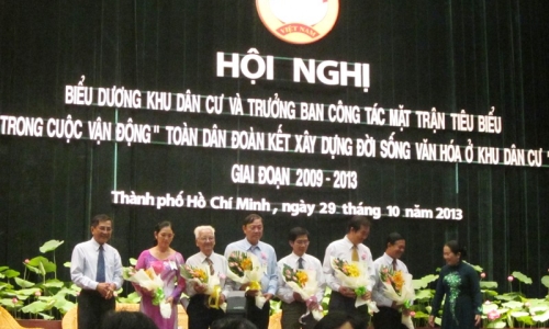 Thành phố Hồ Chí Minh: biểu dương Khu dân cư và Trưởng ban Công tác Mặt trận tiêu biểu