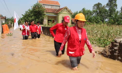 Trung ương Hội Chữ thập đỏ Việt Nam phát động ủng hộ đồng bào Miền Trung bị bão lũ