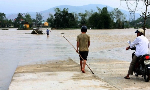 Mưa lũ làm 33 người chết và mất tích, 3 người bị thương