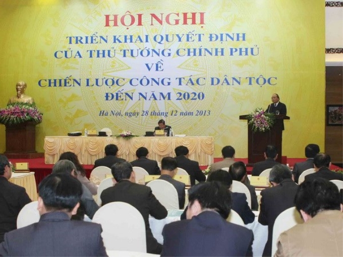 Phó Thủ tướng Nguyễn Xuân Phúc phát biểu tại hội nghị. (Ảnh: TTXVN)