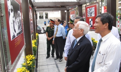 TP.HCM: Triển lãm Mừng xuân Quý Tỵ - Mừng Đảng quang vinh