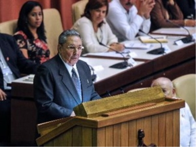 Chủ tịch Cuba Raul Castro phát biểu tại phiên họp ngày 24/2. (Nguồn: AFP/TTXVN)