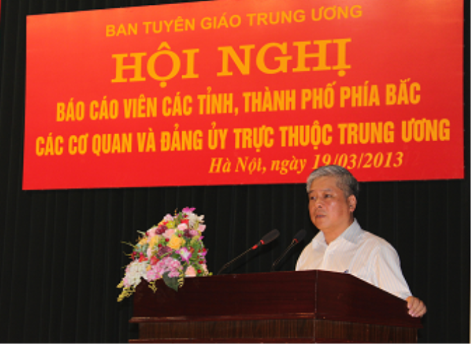 Phó Thống đốc Ngân hàng NNVN Việt Nam Đặng Thanh Bình báo cáo tại Hội nghị (Ảnh: MT)