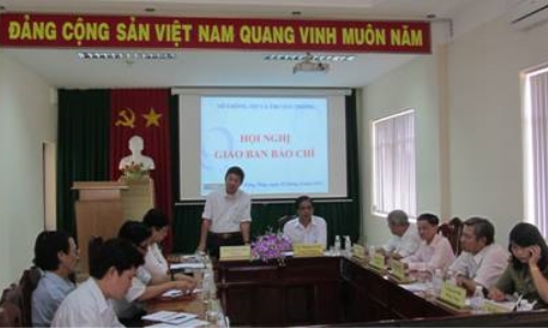 Đồng Tháp: Giao ban báo chí quý 1/2013