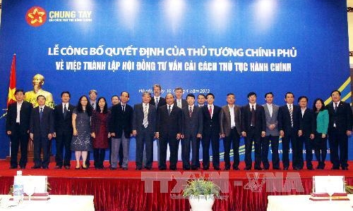 Phó Thủ tướng Nguyễn Xuân Phúc: Phát huy vai trò của chuyên gia tư vấn độc lập trong xây dựng chuẩn mực quốc gia về thủ tục hành chính