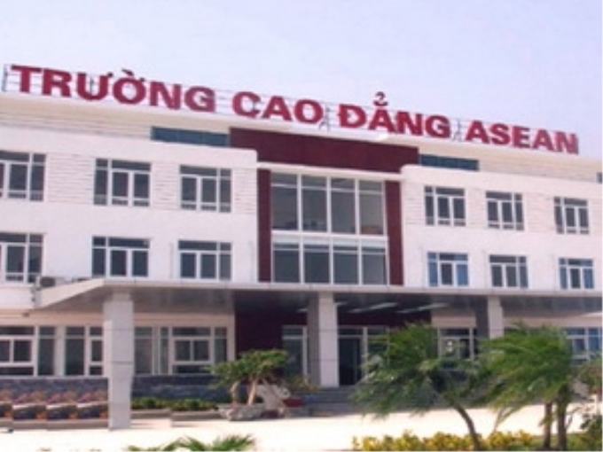 Trường Cao đẳng ASEAN.