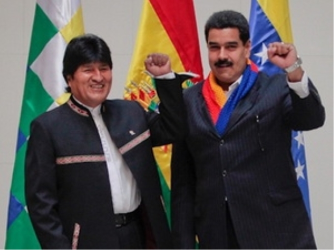 Tổng thống Bolivia Morales tiếp Tổng thống Venezuela Maduro.