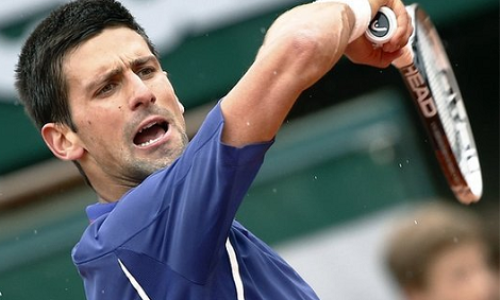 Novak Djokovic lướt nhẹ vào vòng 3