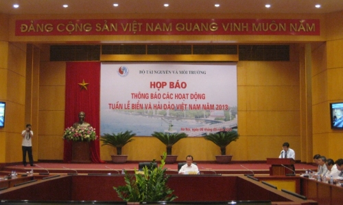 Tuần lễ Biển và Hải đảo 2013: nâng cao ý thức bảo vệ tài nguyên-môi trường biển