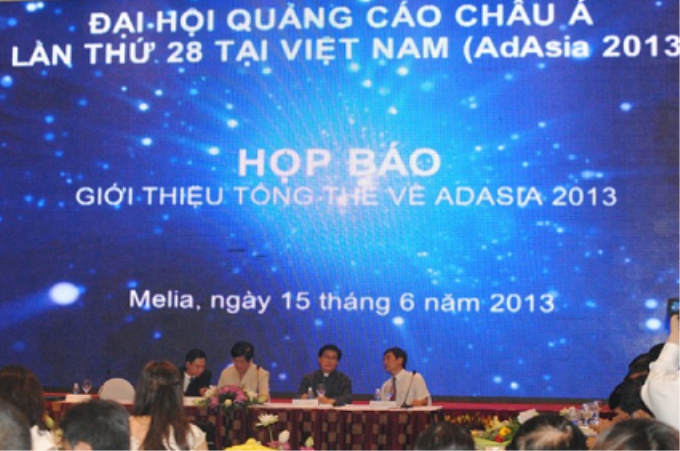 Họp báo "giới thiệu tổng thể về AdAsia 2013" diễn ra ngày 15/6 tại Hà Nội.