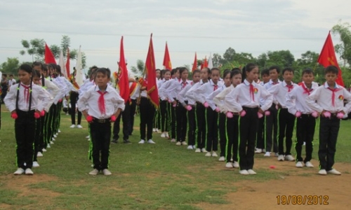 Triển khai chương trình công tác Đội, phong trào thiếu nhi năm học 2013 -2014