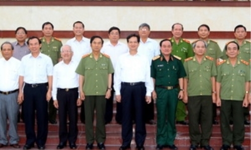 Thủ tướng Chính phủ làm việc với Đảng ủy Quân khu 7