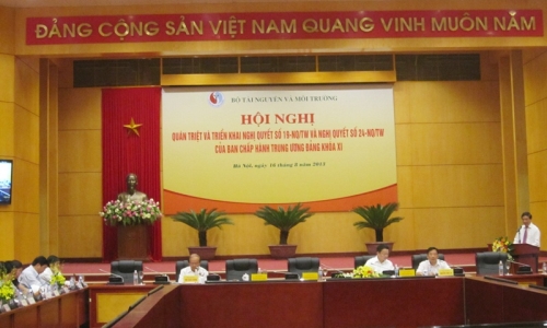 Bộ Tài nguyên và Môi trường: Quán triệt các Nghị quyết của Đảng về đất đai, ứng phó với biến đổi khí hậu