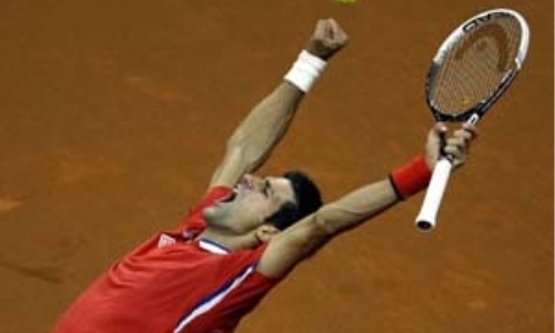 Novak Djokovic đưa Serbia vào chung kết Davis Cup