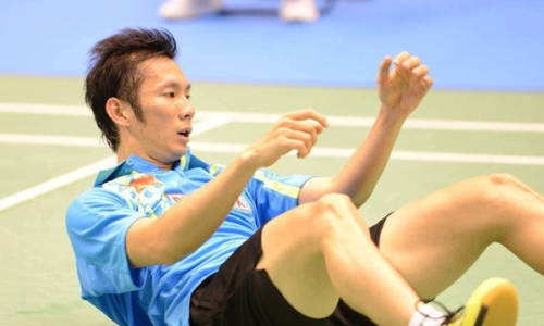 Lee Chong Wei vượt trội, Tiến Minh thua nhanh