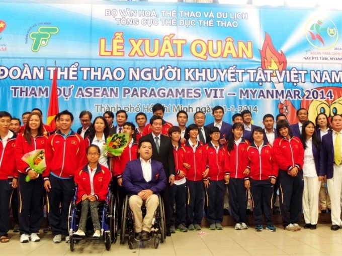 Đoàn điền kinh tham dự Para Games 7 tại lễ xuất quân. (Nguồn: TTXVN)