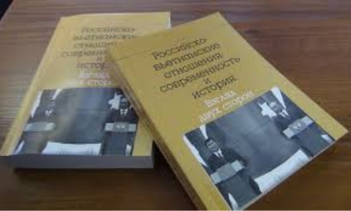 Giới thiệu sách về lịch sử và hiện tại quan hệ Nga-Việt