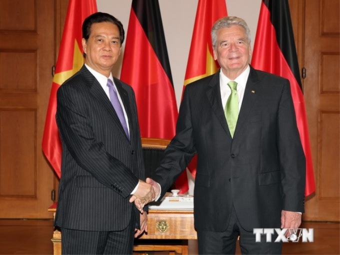 Thủ tướng Nguyễn Tấn Dũng hội kiến với Tổng thống Đức Joachim Gauck. (Ảnh : Đức Tám/TTXVN)