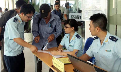 Bộ Tài chính yêu cầu xử lý ngay các vướng mắc thuế, hải quan