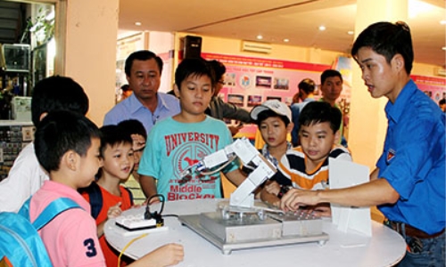 TP Hồ Chí Minh: Tuyên dương 40 gương thanh niên thi đua học tốt – dạy tốt