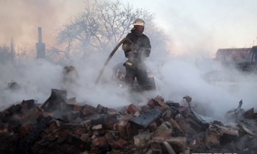 Ukraine: Chính quyền và phe đòi độc lập thỏa thuận ngừng bắn