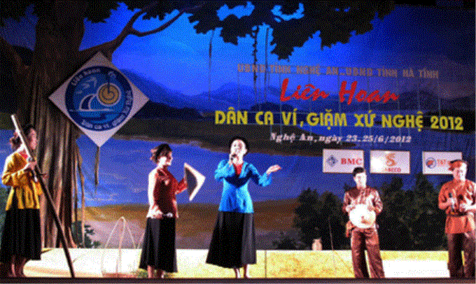 Liên hoan dân ca ví, giặm xứ Nghệ 2012. (Ảnh: Báo TTVH)