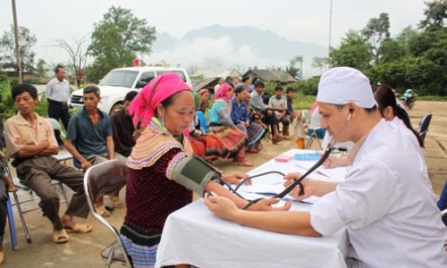 Hà Nội: triển khai chương trình hành động chăm sóc sức khỏe cho đồng bào dân tộc đến năm 2020