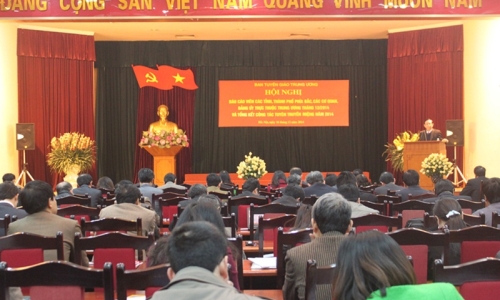 Năm 2015: Đẩy mạnh học tập và làm theo tấm gương đạo đức Hồ Chí Minh về trung thực, trách nhiệm, gắn bó với nhân dân, đoàn kết, xây dựng Đảng trong sạch, vững mạnh