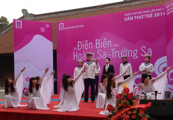 Sân thơ trẻ của Ngày thơ Việt Nam 2014 (Ảnh: TH)