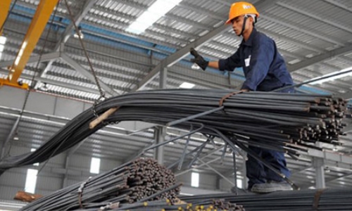 Sản xuất công nghiệp tăng 5,4%, tồn kho tăng 13,9%