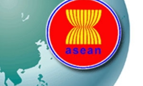 Các ngoại trưởng ASEAN quan ngại tình hình ở Biển Đông