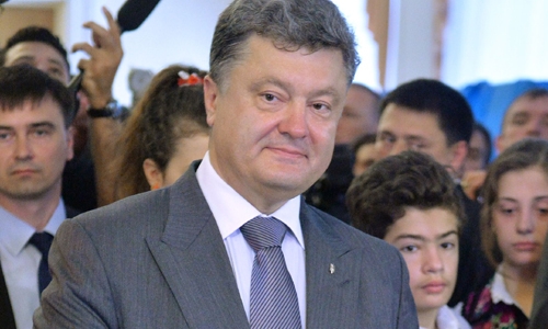 Tỷ phú Poroshenko tuyên bố đắc cử Tổng thống Ukraine