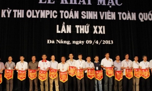 Trao giải thưởng cho 78 công trình toán học của năm 2013