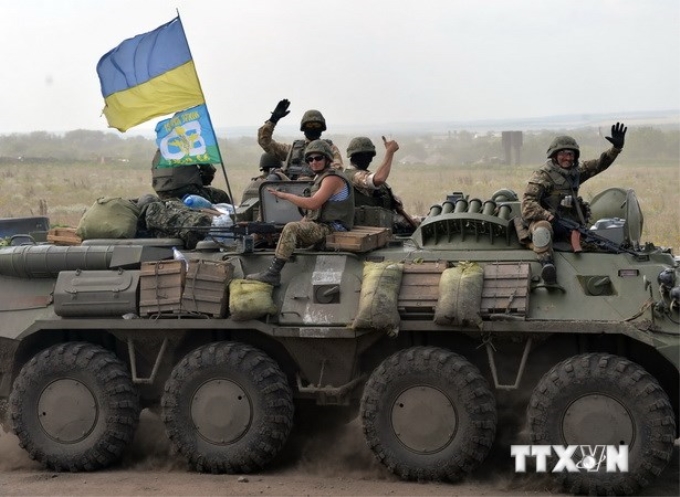 Binh sỹ Ukraine tại một vị trí đóng quân gần thành phố Slavyansk. (Nguồn: AFP/TTXVN)