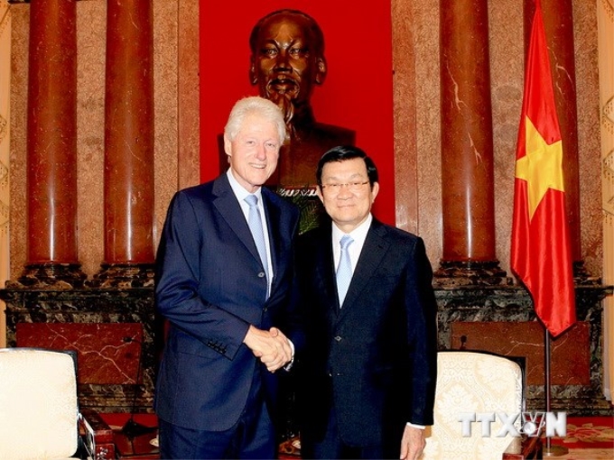 Chủ tịch nước Trương Tấn Sang tiếp ngài Bill Clinton, Cựu Tổng thống Hoa Kỳ, Chủ tịch Quỹ Clinton. (Ảnh: TTXVN)