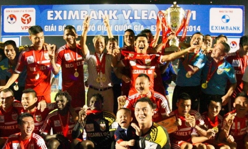 Bình Dương “sòng phẳng” trong ngày đăng quang V-League