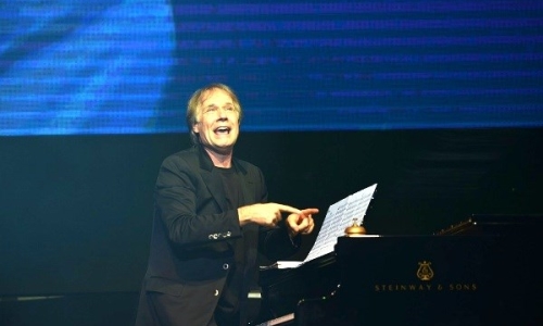 Dư âm đầy mê đắm đêm nhạc của danh cầm Richard Clayderman