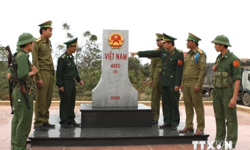 Việt Nam-Lào đẩy mạnh hợp tác toàn diện giữa các địa phương