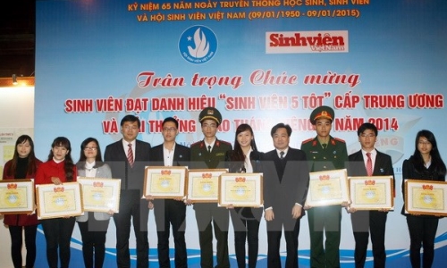 Phong trào học sinh, sinh viên và tổ chức Hội Sinh viên Việt Nam đã có những cống hiến xuất sắc