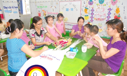 Lúng túng thực hiện Bộ chuẩn phát triển trẻ mầm non 5 tuổi