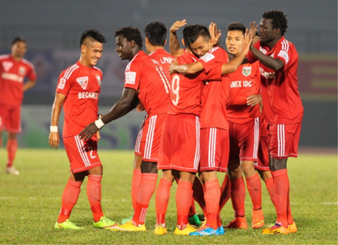 Bình Dương có được chiến thắng đậm đà ngay ngày khai cuộc V-League 2015.Ảnh: TTXVN