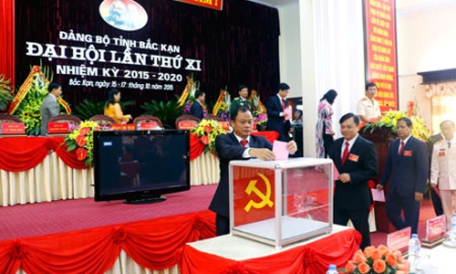 Đồng chí Nguyễn Văn Du tái đắc cử Bí thư Tỉnh ủy Bắc Kạn