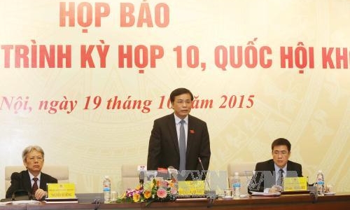 Chất vấn việc thực hiện lời hứa của các thành viên Chính phủ