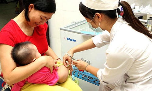 Vắc xin 5 trong 1 tại 12.000 điểm trên cả nước đảm bảo an toàn