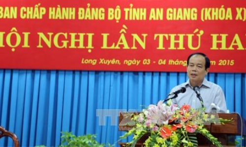 Lãnh đạo hoàn thành kế hoạch phát triển kinh tế - xã hội năm 2016