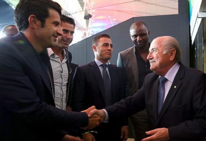 Figo sẽ cạnh tranh cùng Sepp Blatter. (Nguồn: espn)