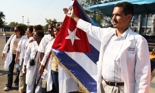 Cuba bế giảng khóa học quốc tế về phòng chống dịch Ebola