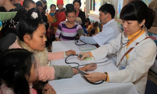 Nhật Bản viện trợ 337.600 USD để chăm sóc bà mẹ, trẻ em Điện Biên