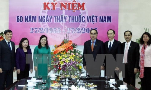 Chủ tịch MTTQ Nguyễn Thiện Nhân chúc mừng ngày Thầy thuốc Việt Nam